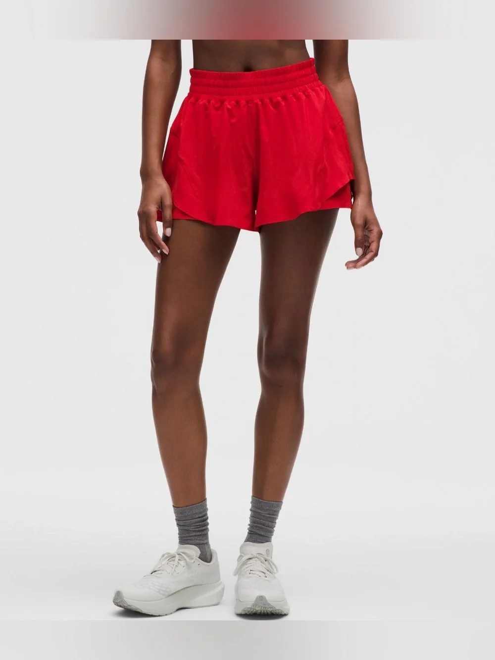 Lululemon Shake it Out Shorts 2.5” Sz Small Oxford Red NWT